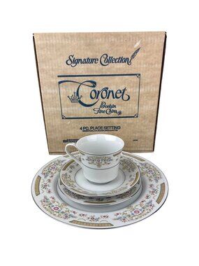 Signature Collection Coronet 117 Fine China Japan 4 Pc Place Setting Floral VTG
